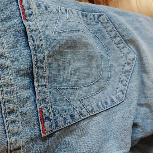 🌸Host Pick🌸Men's True Religion Distressed Light Wash Slim Straight Leg Jeans - Picture 8 of 15